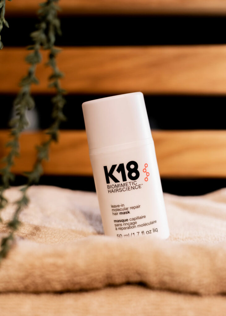 K18 Repair Mask er en leave in-kur som reparerer skadet hår.
