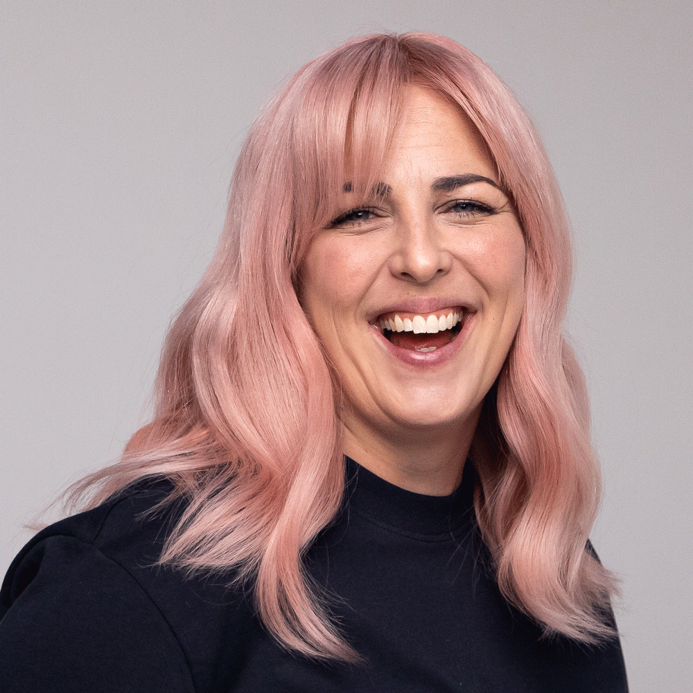 Helfarge rosa hår Nikita Hair