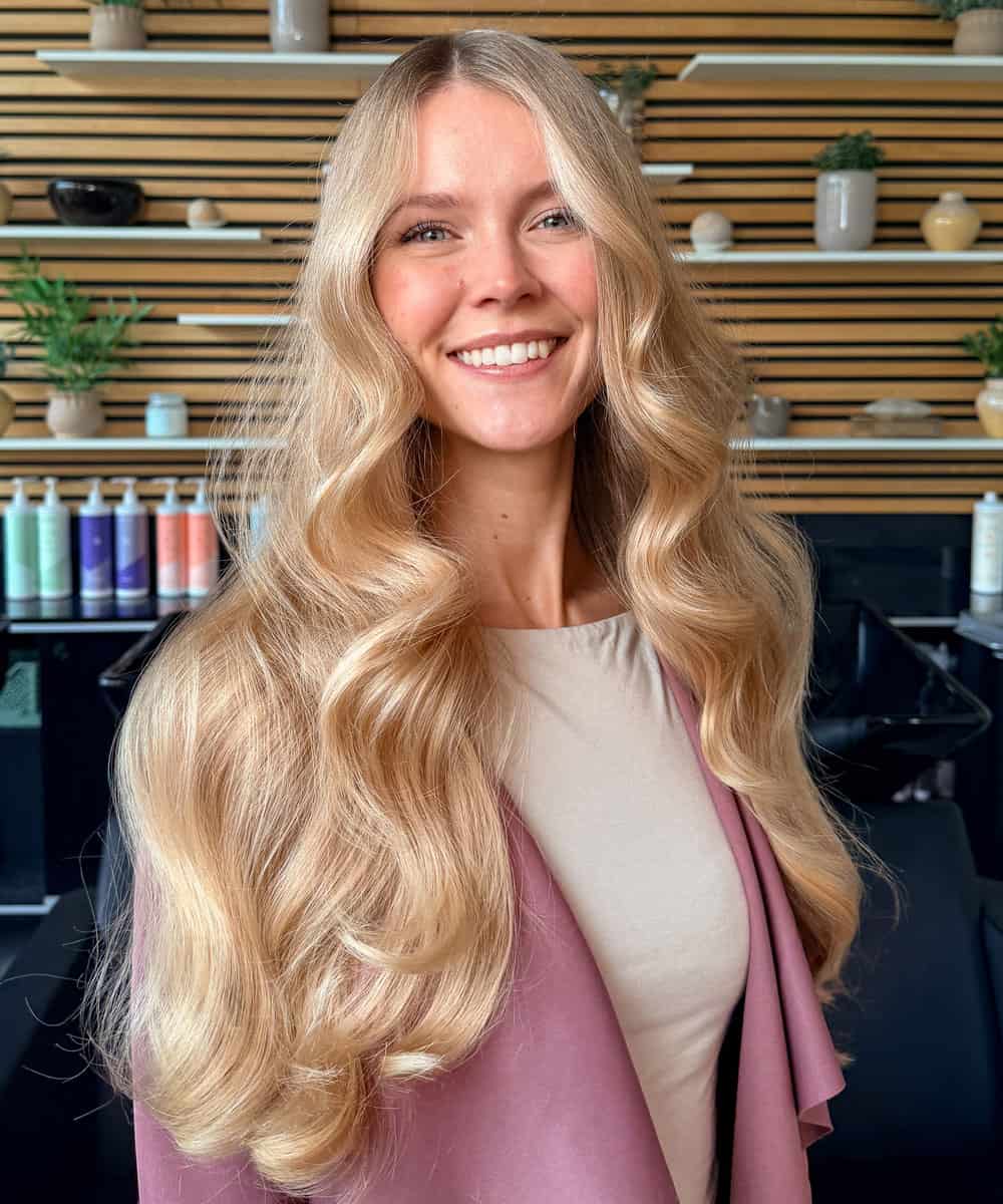 Rose Beige Blonde Nikita Hair Trend