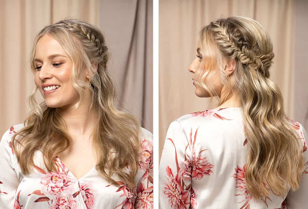 half up half down frisyre med flette på siden og løst hår
